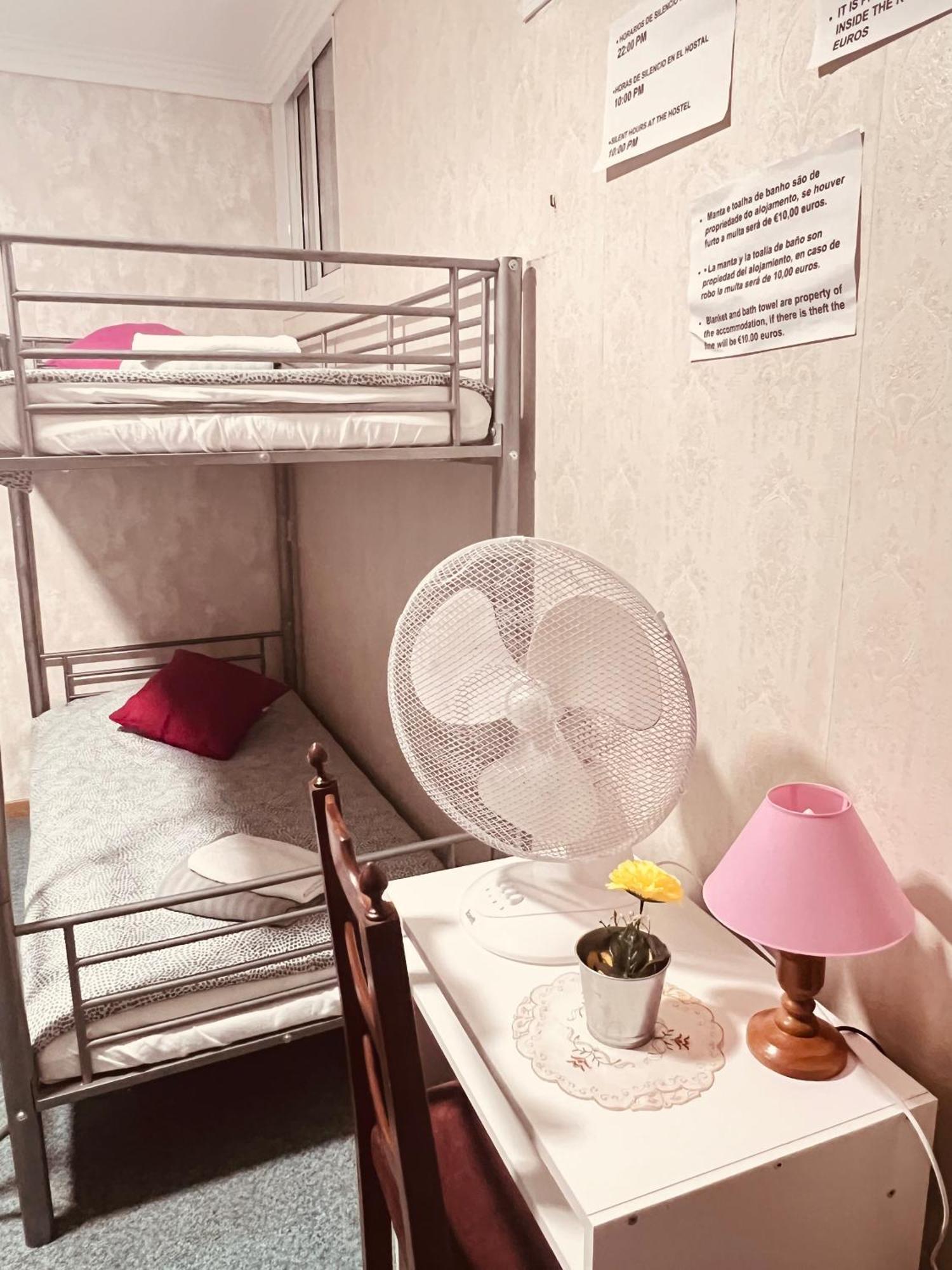 Hostel Golden Star Giao  ภายนอก รูปภาพ