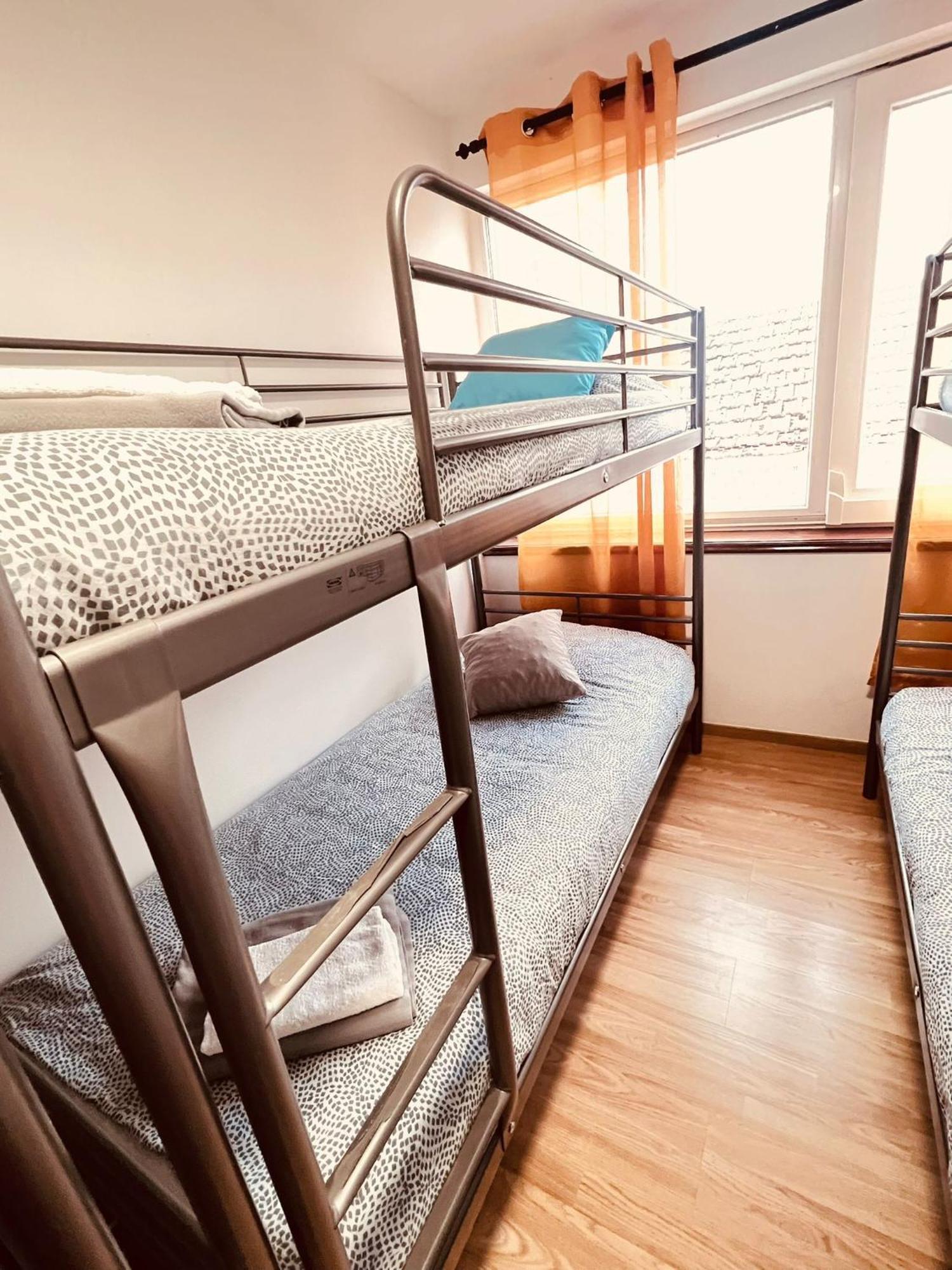 Hostel Golden Star Giao  ภายนอก รูปภาพ