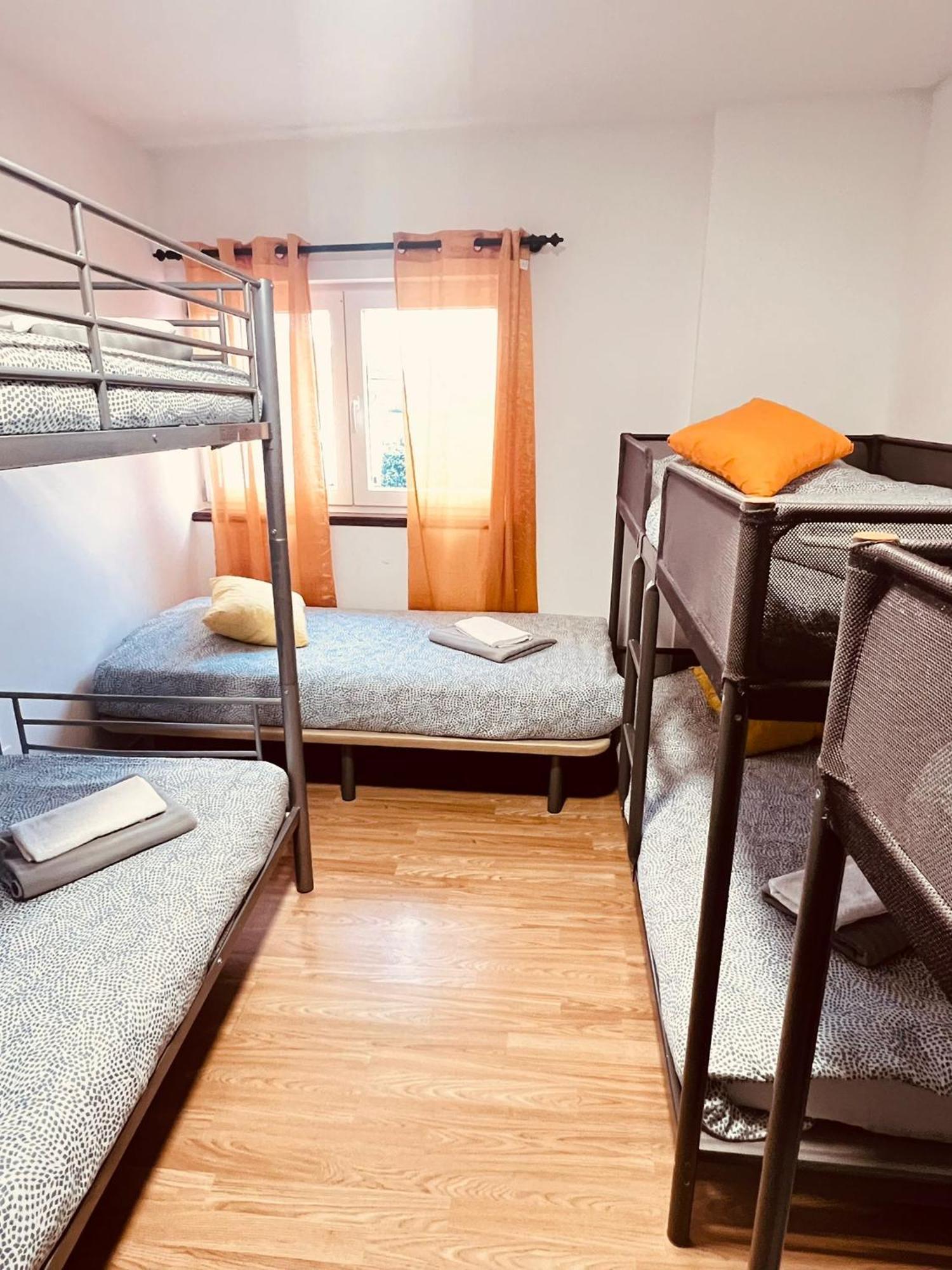 Hostel Golden Star Giao  ภายนอก รูปภาพ